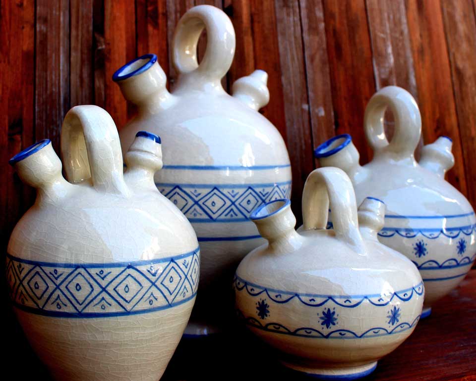 Botijo cerámica siglo XVII - Imagen 2